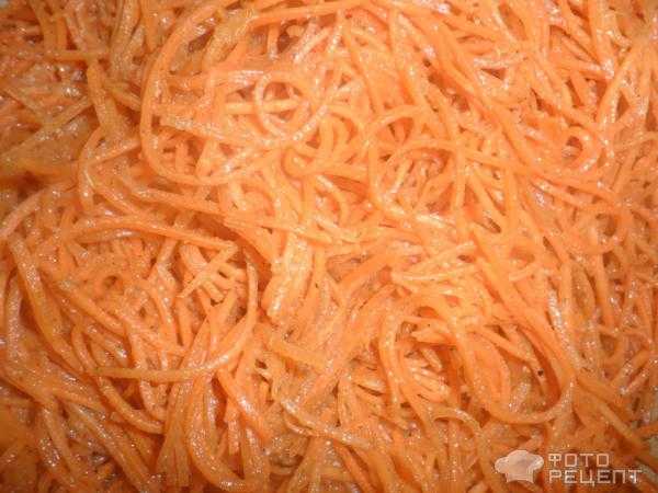 Как правильно и сколько по времени хранить корейскую морковь в холодильнике