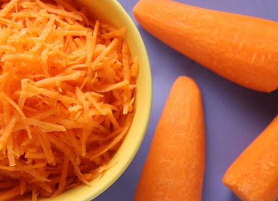 Морковный сок при грудном вскармливании. можно ли морковный сок кормящей маме и грудничку?