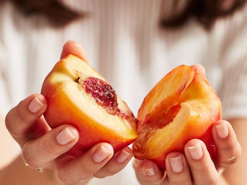 Польза и вред персиков для здоровья, противопоказания для организма