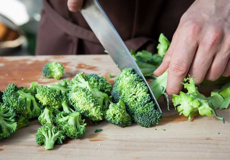 Можно ли употреблять листья брокколи в пищу
