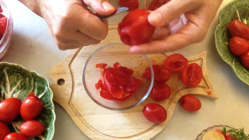 Как быстро и легко очистить помидоры от кожуры в микроволновке? - журнал новый день