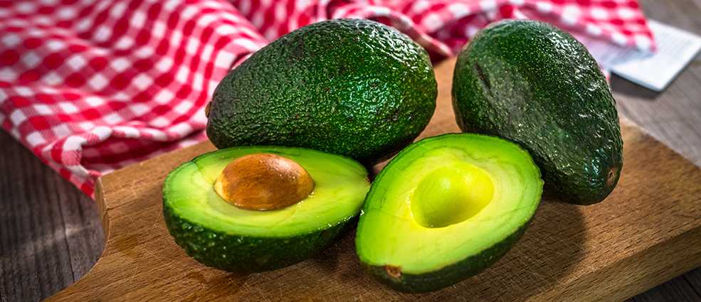 Как хранить авокадо в домашних условиях чтобы он не испортился