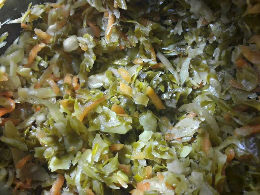 Крошево из зеленых листьев капусты на зиму: рецепт квашения из серой и белокочанной, как заквасить для щей, как приготовить в домашних условиях, как солить